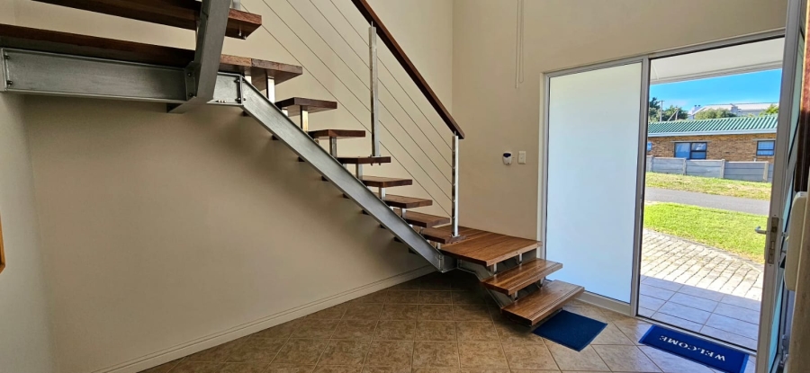 3 Bedroom Property for Sale in Franskraal Western Cape